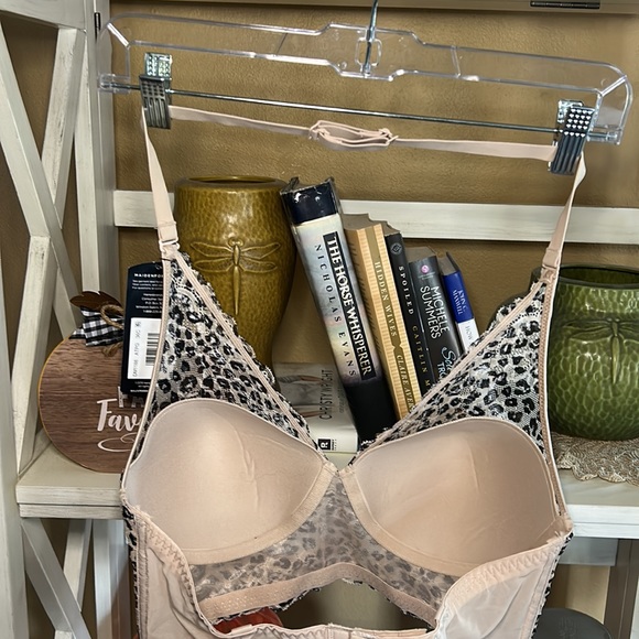 Maidenform Wireless Halter Bra 36C NWT - Picture 2 of 5